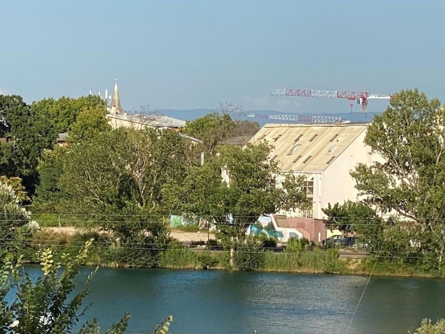 De 23m2 Avignon
